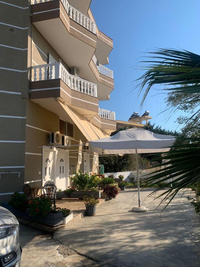 Vila Mario Lejlighedshotel Ksamil Eksteriør billede